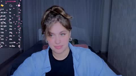 Snapshot of goga_li chatting on 18, 9, 2025 Lilya online show from 18, 9, 2025