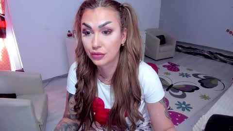 Snapshot of golddivine00 chatting on 14, 2, 2025 Nicole.. online show from 14, 2, 2025