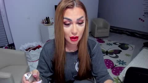 Snapshot of golddivine00 chatting on 19, 2, 2025 Nicole.. online show from 19, 2, 2025