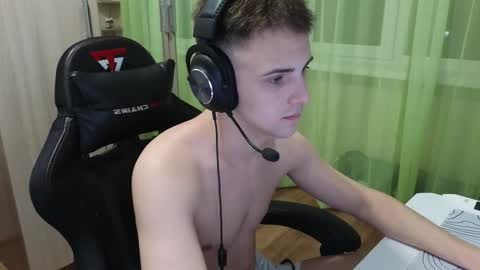 Golden boyyy21 online show from 22, 12, 2025