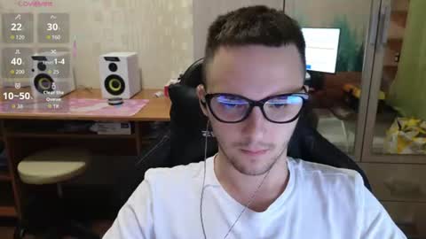 Snapshot of golden_boyyy21 chatting on 13, 7, 2026 Golden boyyy21 online show from 13, 7, 2026