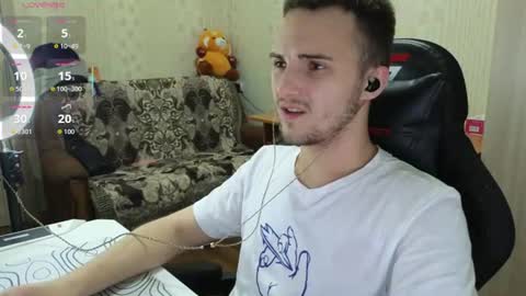 Snapshot of golden_boyyy21 chatting on 19, 7, 2026 Golden boyyy21 online show from 19, 7, 2026