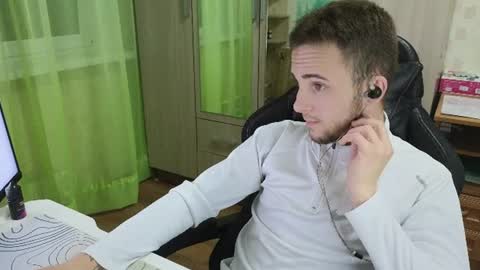 Snapshot of golden_boyyy21 chatting on 30, 7, 2026 Golden boyyy21 online show from 30, 7, 2026