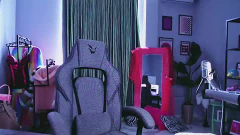 Gloria online show from 19, 7, 2026