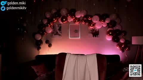 Snapshot of golden_miki chatting on 16, 1, 2025 Shy in the streets but a freak in the sheets online show from 16, 1, 2025