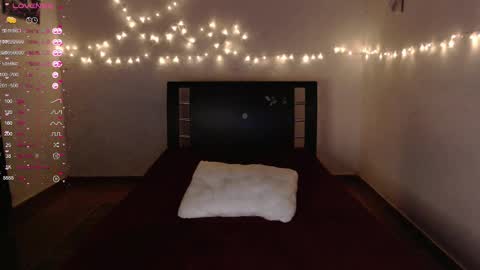 goldencandycotton online show from 20, 2, 2025