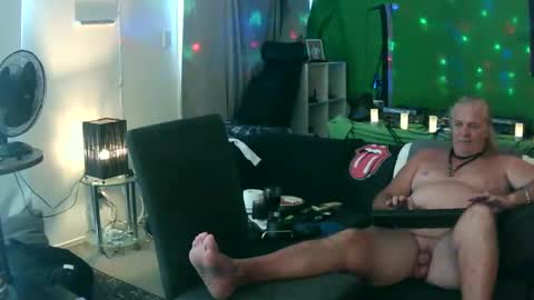 Snapshot of goldyguy011 chatting on 22, 1, 2025 goldyguy011 online show from 22, 1, 2025