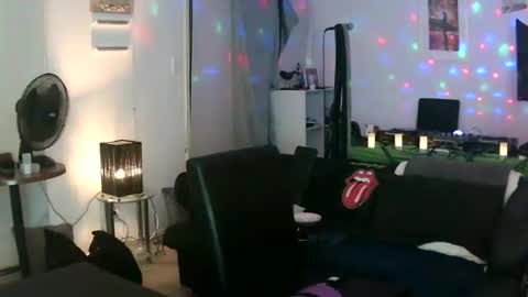 Snapshot of goldyguy011 chatting on 13, 2, 2025 goldyguy011 online show from 13, 2, 2025