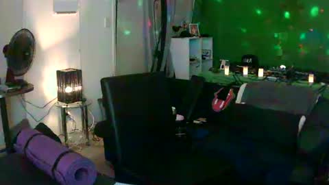 Snapshot of goldyguy011 chatting on 18, 2, 2025 goldyguy011 online show from 18, 2, 2025