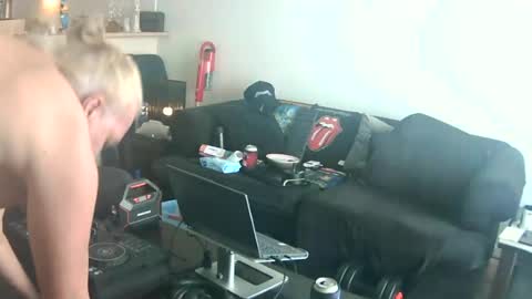 goldyguy011 online show from 14, 7, 2026