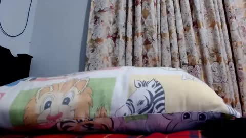 Snapshot of gollfather97 chatting on 24, 2, 2025 julin Andrs online show from 24, 2, 2025