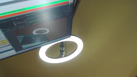 Elizabeth Effie online show from 1, 1, 2025