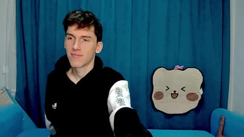 Snapshot of goodboyluca chatting on 15, 4, 2026 Luca online show from 15, 4, 2026