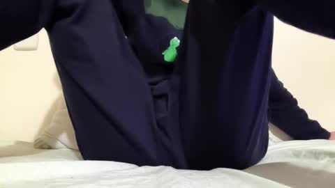 Snapshot of goodboyyy7 chatting on 18, 12, 2025 goodboyyy7 online show from 18, 12, 2025