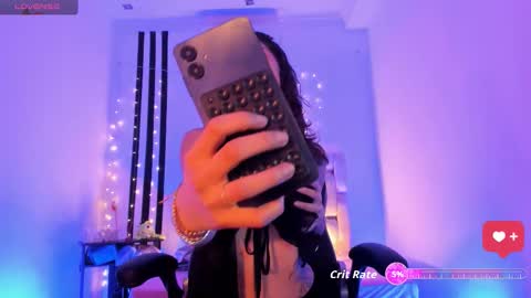 Snapshot of gorgeous_t chatting on 31, 1, 2026 i am Jessi I love animals and drawing I hope to get along with everyone. XOXO online show from 31, 1, 2026