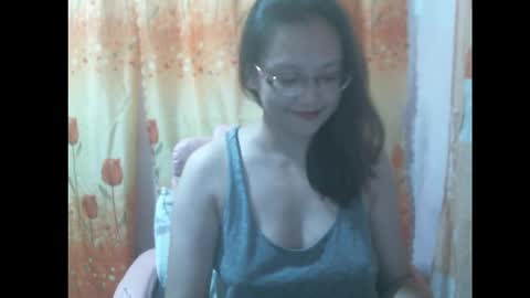 Snapshot of gorgeousmama chatting on 27, 10, 2025 gorgeousmama online show from 27, 10, 2025