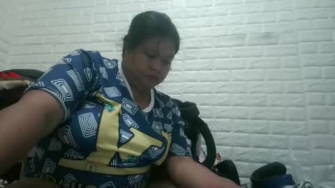 Snapshot of gorgeousselenaxx chatting on 11, 1, 2025 gorgeousselenaxx online show from 11, 1, 2025