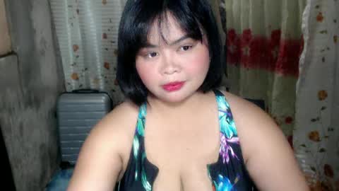 Snapshot of gorgeuos_mae chatting on 17, 6, 2026 MAE online show from 17, 6, 2026