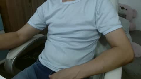 Andres online show from 9, 4, 2026