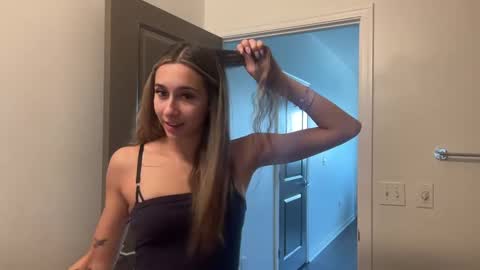 graceyrose online show from 8, 10, 2025