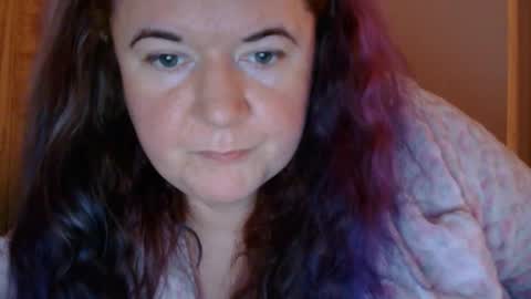 Snapshot of grateful42day chatting on 12, 11, 2025 grateful42day online show from 12, 11, 2025