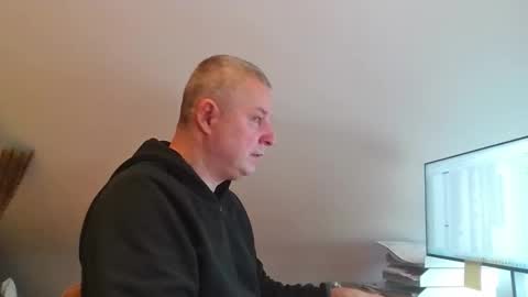 grau197077 online show from 17, 2, 2026