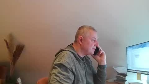 grau197077 online show from 19, 2, 2026