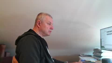 grau197077 online show from 28, 4, 2026