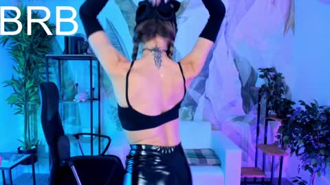 Snapshot of graycewild chatting on 8, 1, 2025 GrayceWild online show from 8, 1, 2025