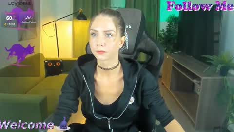 Snapshot of graycewild chatting on 15, 9, 2025 GrayceWild online show from 15, 9, 2025