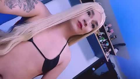 grecia_9inchs online show from 13, 11, 2025