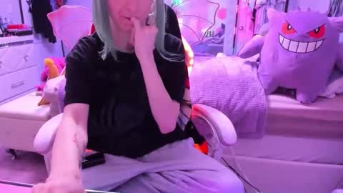 GreenEyedLovexo online show from 28, 11, 2025