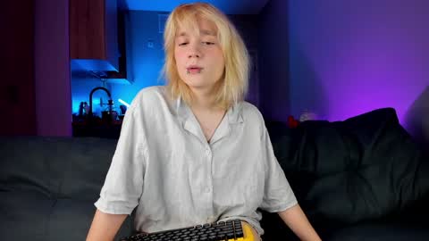 Snapshot of gregory_byyrd chatting on 13, 1, 2025 Greg-independent model online show from 13, 1, 2025