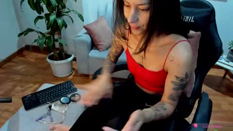 Snapshot of greta_miss chatting on 4, 2, 2025  Emmy  online show from 4, 2, 2025