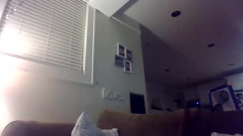 Perfectlyaveragesavage online show from 14, 2, 2025