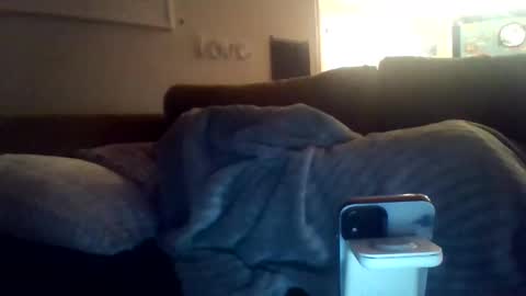 Perfectlyaveragesavage online show from 16, 2, 2025