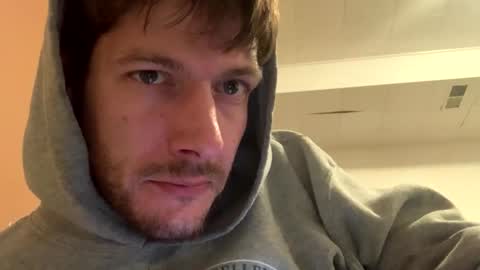 Perfectlyaveragesavage online show from 25, 4, 2026