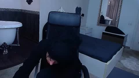 Snapshot of griffindane chatting on 16, 2, 2026 GriffinDane online show from 16, 2, 2026