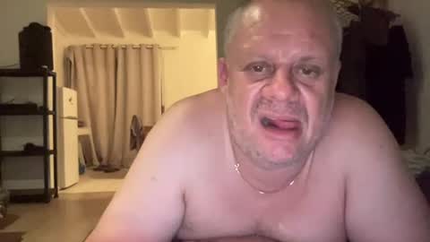 Snapshot of grosseke97150 chatting on 2, 2, 2025 mika online show from 2, 2, 2025