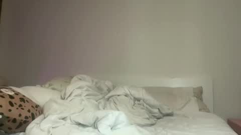 grrlgod online show from 14, 10, 2025