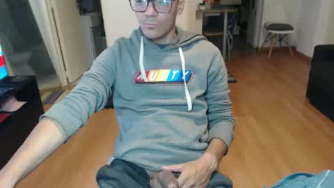 Snapshot of guachin_new chatting on 12, 4, 2026 guachin_new online show from 12, 4, 2026