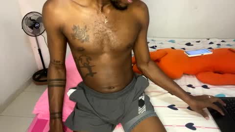 guapoj online show from 25, 2, 2025