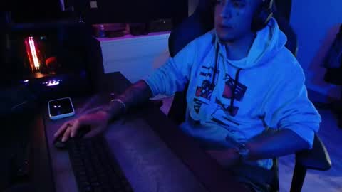 Guayaco  online show from 31, 10, 2025