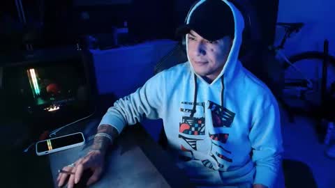 Guayaco  online show from 22, 11, 2025