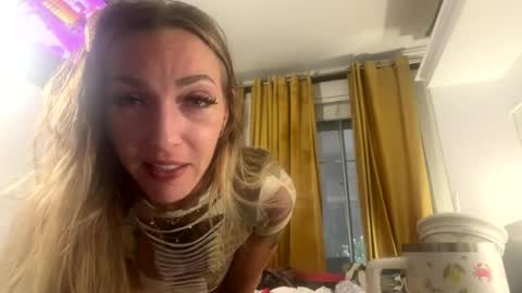 gudgirrl online show from 28, 7, 2026