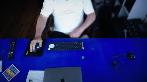 guesswhatigot2 online show from 27, 2, 2026