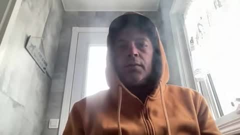 Snapshot of guil0 chatting on 1, 4, 2026 guil0 online show from 1, 4, 2026