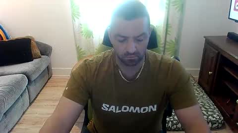 guillaume666286050 online show from 9, 6, 2026