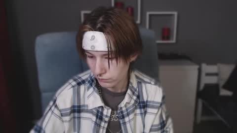 Snapshot of guitarandangell chatting on 3, 2, 2026 guitarandangell online show from 3, 2, 2026