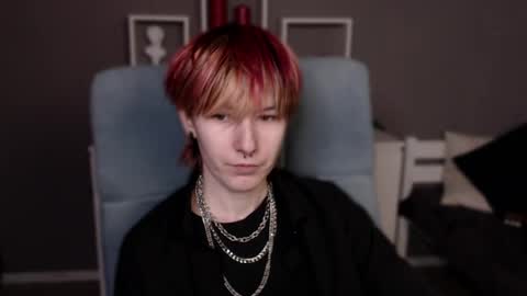 guitarandangell online show from 8, 4, 2026